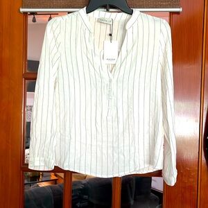 Hayes LS top NWT size SP pinstripe